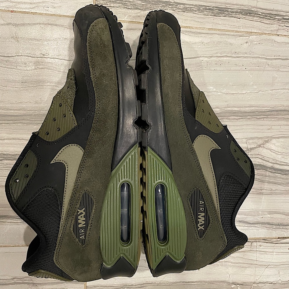 Nike Air Max 90 (Green on Green suede)